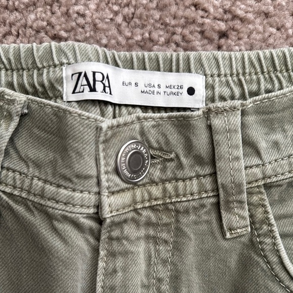 Zara Olive Green Jogger Pants - Picture 2 of 2
